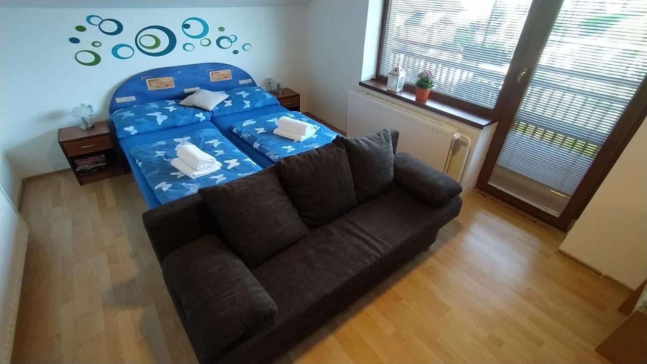 Apartman U Spycharu Bile Policany Eksteriør billede