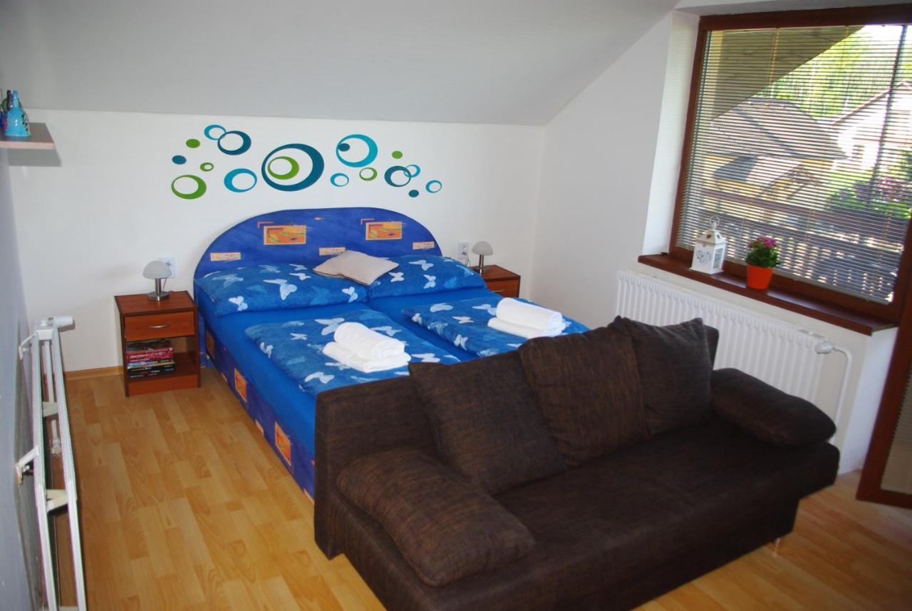 Apartman U Spycharu Bile Policany Eksteriør billede